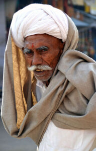 D2- 1st -20 Points - OLD MAN OF INDIA-Christine Ryske
