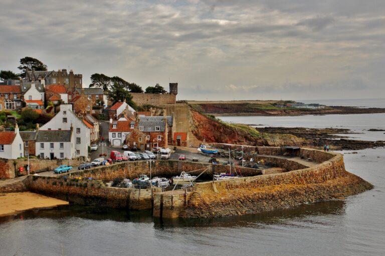 D2-3rd-18 Points - Crail harbour-Marjory Wright