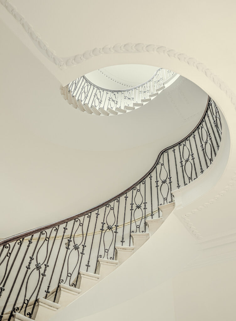 1st 20 Points-The Staircase-Elizabeth Restall ARPS