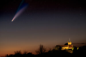 18 Points - Comet NEOWISE over St Arildas - Bill Beere